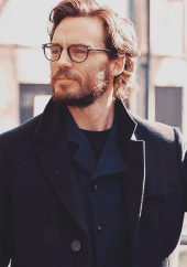 𝐀𝐫𝐢.'s profile on RolePlayer